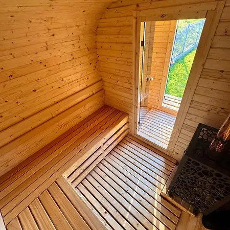 Feriehus Chabrowa Oaza